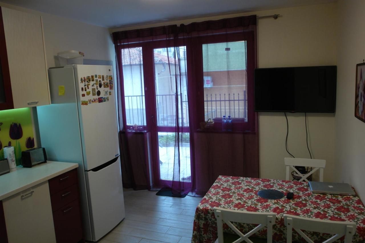 Appartment Lazur Burgas Exteriör bild